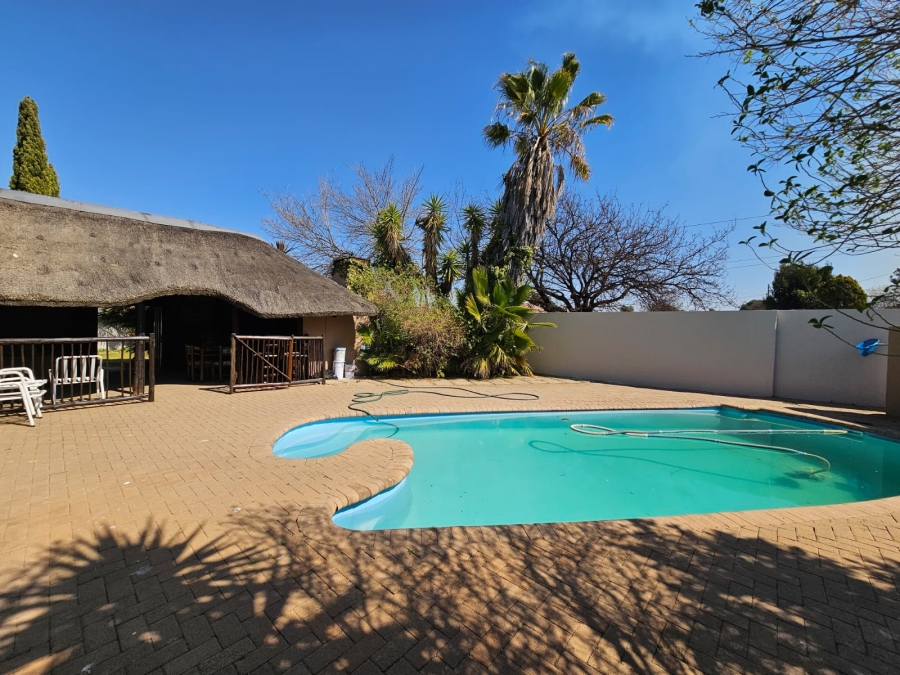 5 Bedroom Property for Sale in Riebeeckstad Free State